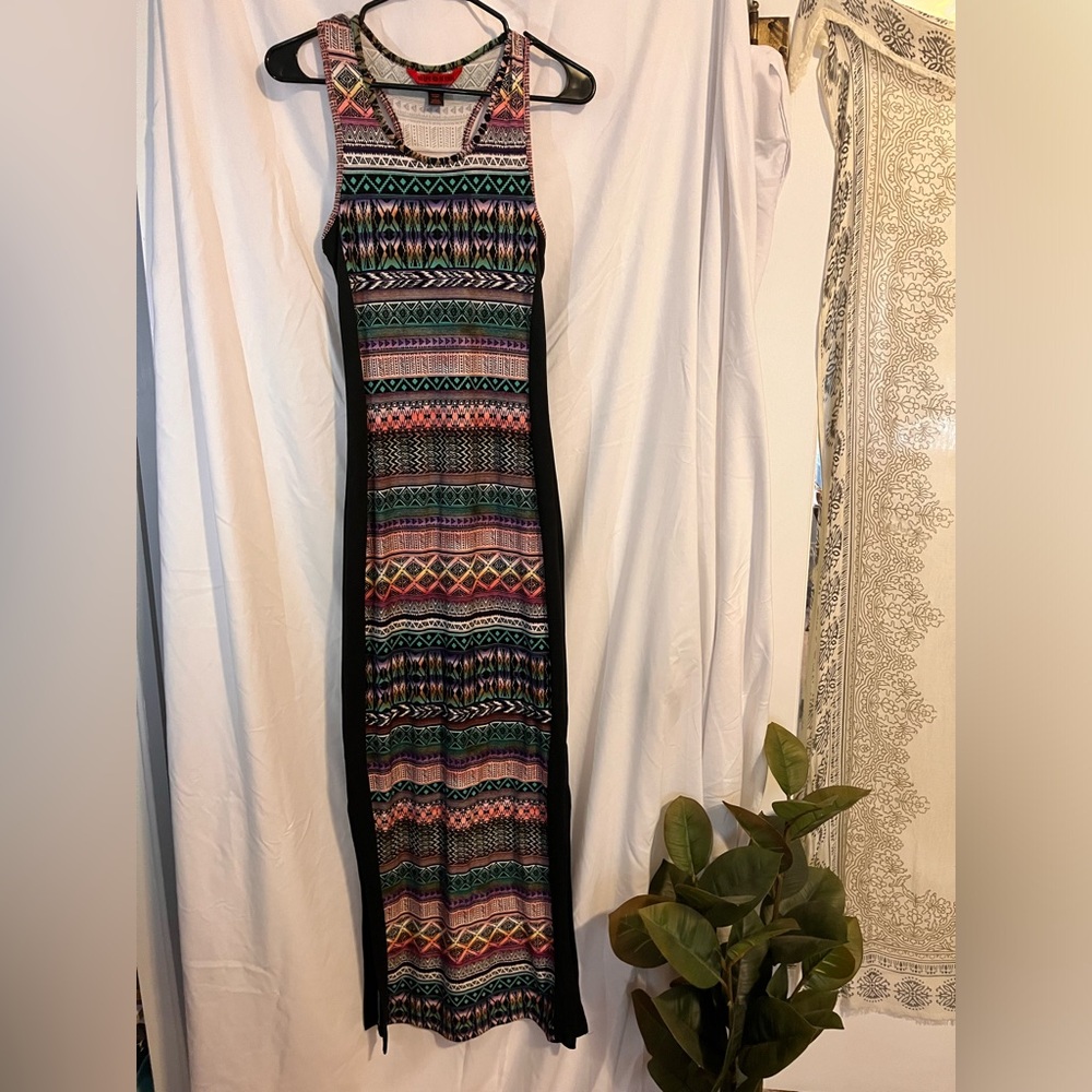 Form fitting summer dress
